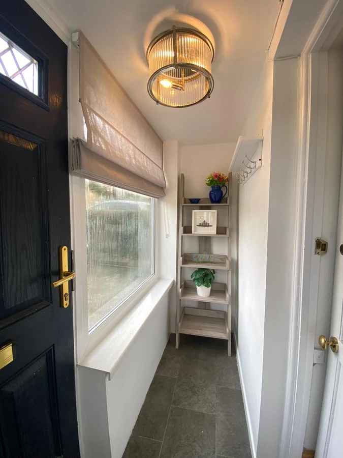 bedroom-painting-white-walls-ceiling-trim-6-swansea-daffodil-decor bedroom painting white walls ceiling trim 6 swansea daffodil decor