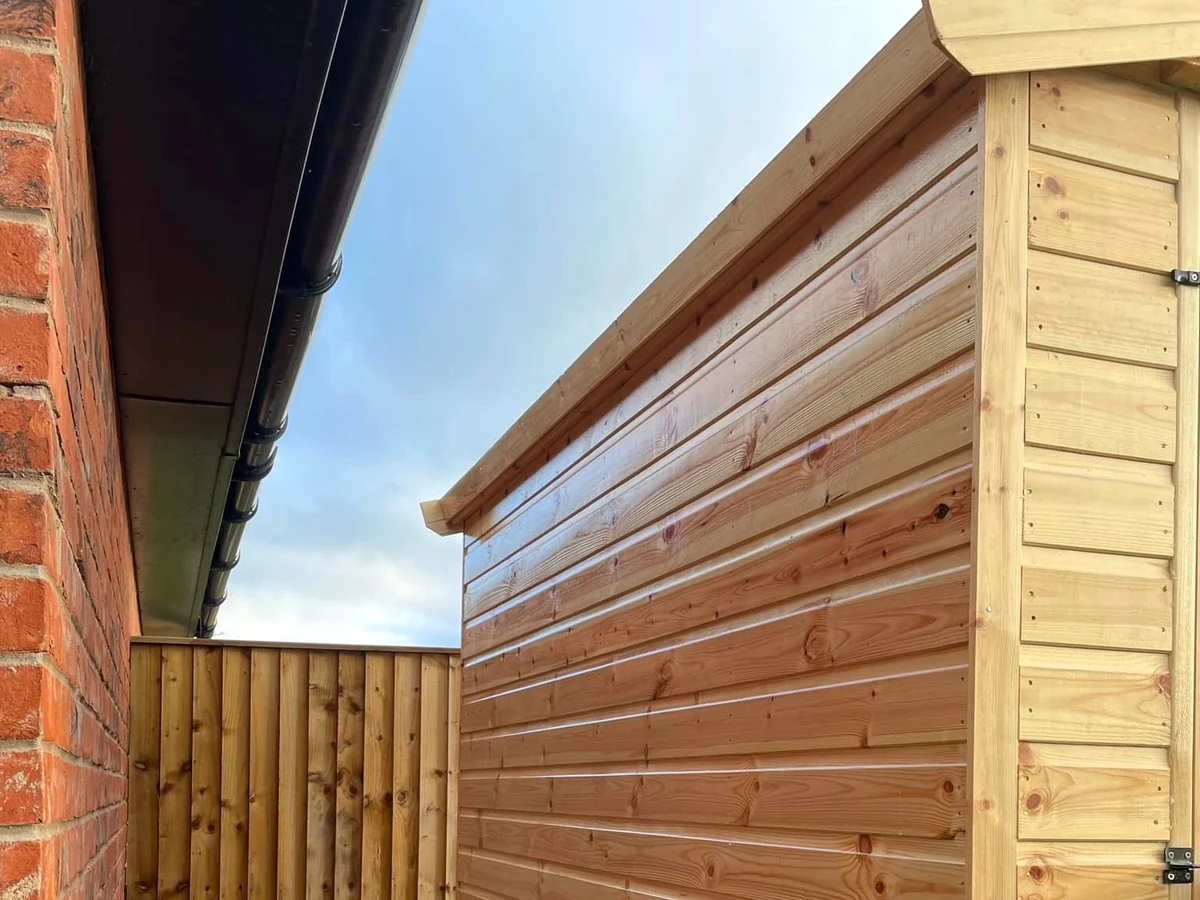 White painted rendered house front in Swansea by Daffodil Decor